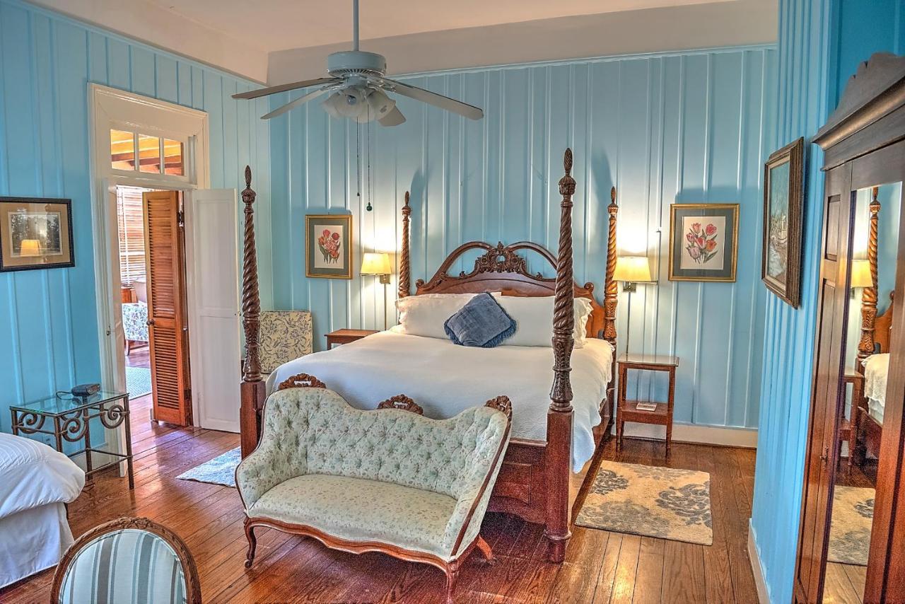 Open Gates Bed & Breakfast Darien Exterior photo