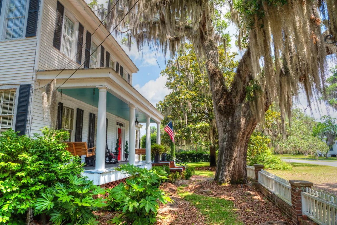 Open Gates Bed & Breakfast Darien Exterior photo