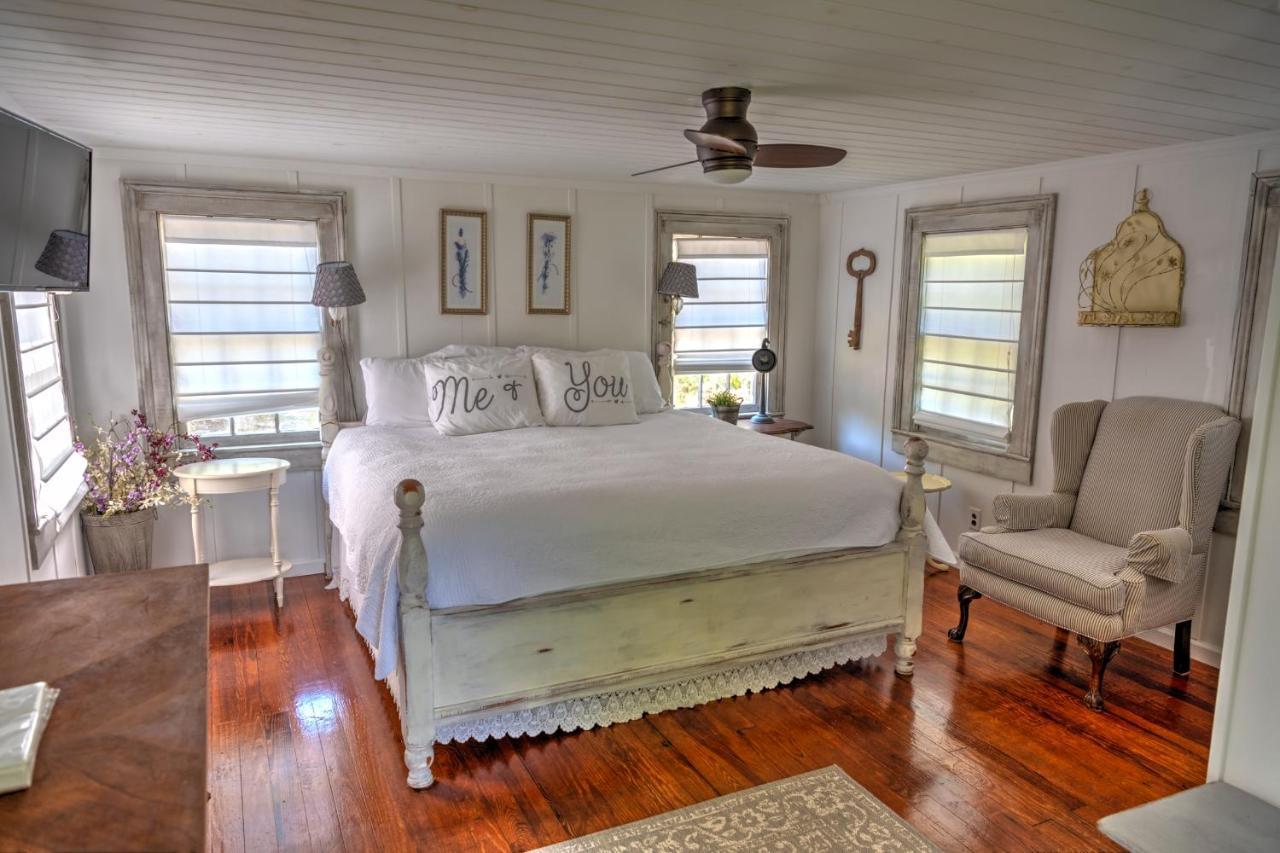 Open Gates Bed & Breakfast Darien Exterior photo