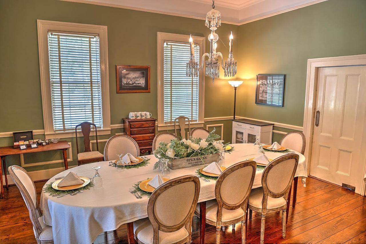 Open Gates Bed & Breakfast Darien Exterior photo